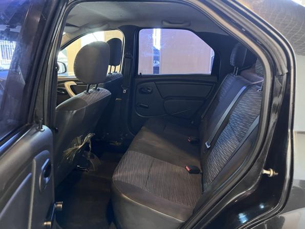 Renault Logan I Рестайлинг с пробегом 2011 года, цена 270 000 рублей, 387127 км, седан, Автокод Объявления