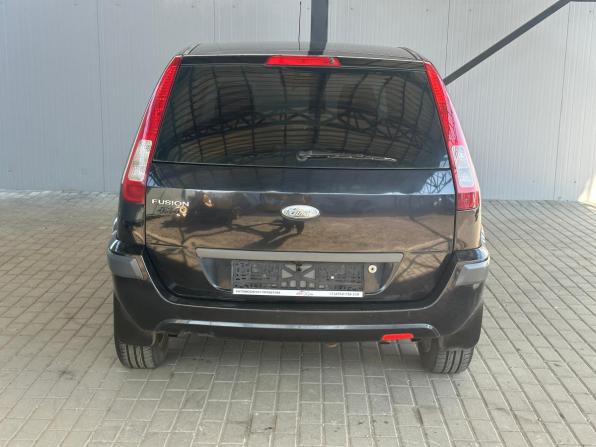 Ford Fusion I Рестайлинг с пробегом 2006 года, цена 411 000 рублей, 238216 км, хэтчбек, Автокод Объявления