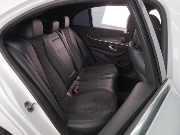 Mercedes-Benz E-Класс V (W213 S213 C238) с пробегом 2019 года, цена 3 239 000 рублей, 60934 км, седан, Автокод Объявления