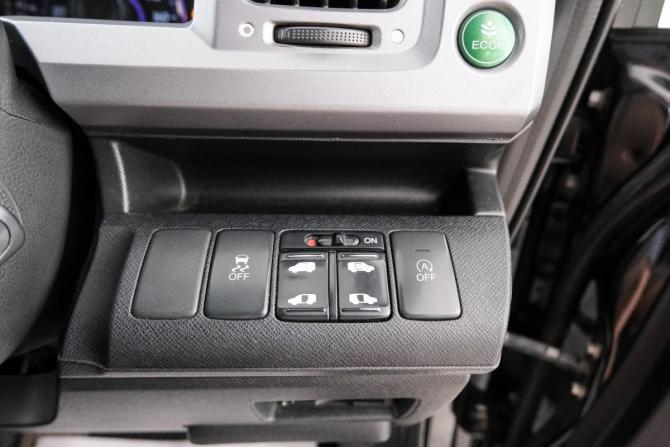 Honda Stepwgn IV Рестайлинг с пробегом 2014 года, цена 1 569 000 рублей, 196900 км, минивэн, Автокод Объявления