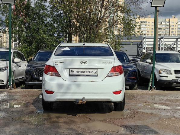 Hyundai Solaris I с пробегом 2013 года, цена 529 000 рублей, 235000 км, седан, Автокод Объявления