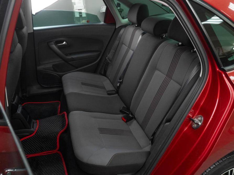 Volkswagen Polo V Рестайлинг Тюмень  - изображение 9