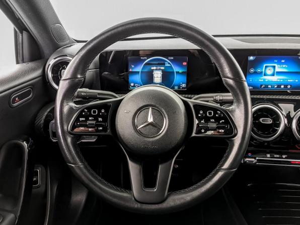 Mercedes-Benz A-Класс IV (W177) с пробегом 2018 года, цена 2 230 000 рублей, 114793 км, седан, Автокод Объявления