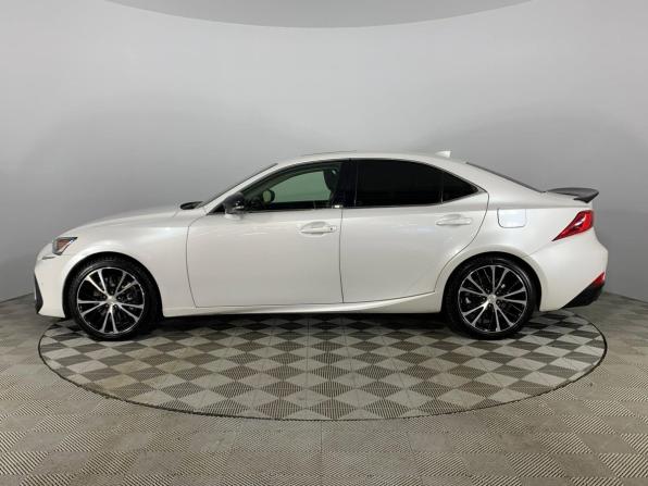 Lexus IS III Рестайлинг с пробегом 2018 года, цена 2 646 000 рублей, 121618 км, седан, Автокод Объявления