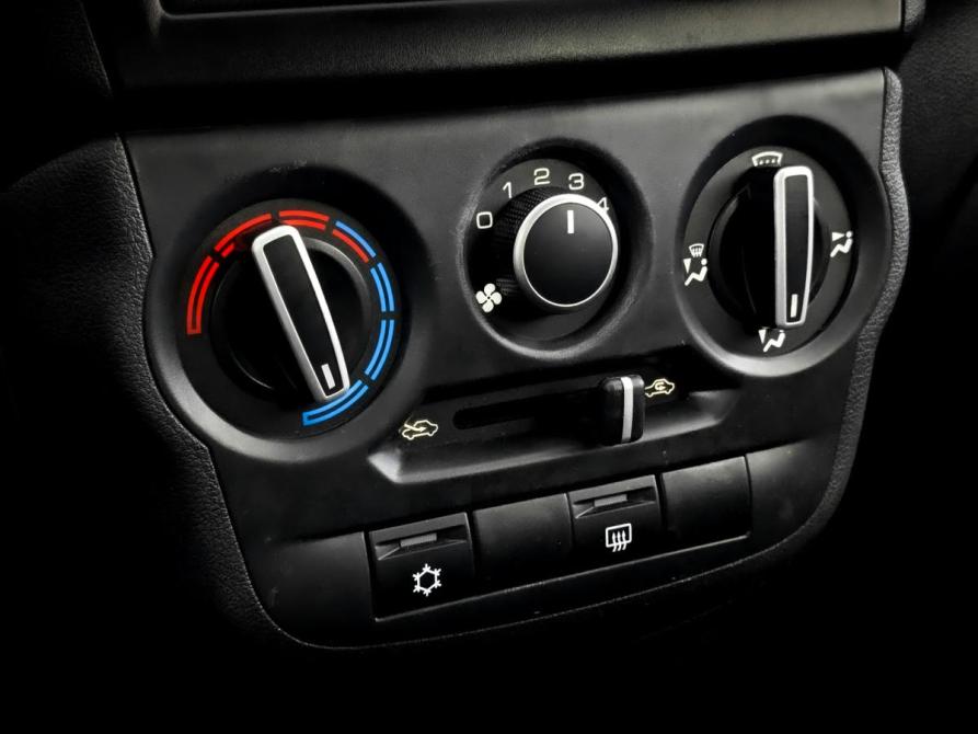 Lada (ВАЗ) Granta I Рестайлинг Москва  - изображение 25
