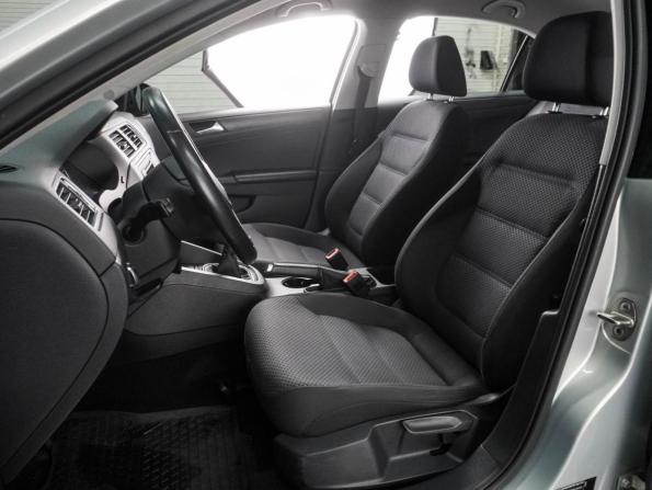 Volkswagen Jetta VI Рестайлинг с пробегом 2014 года, цена 1 378 000 рублей, 87640 км, седан, Автокод Объявления