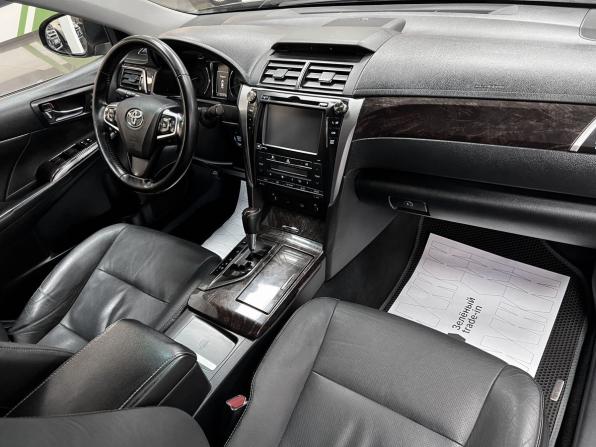 Toyota Camry VII (XV50) Рестайлинг с пробегом 2015 года, цена 1 950 000 рублей, 251372 км, седан, Автокод Объявления