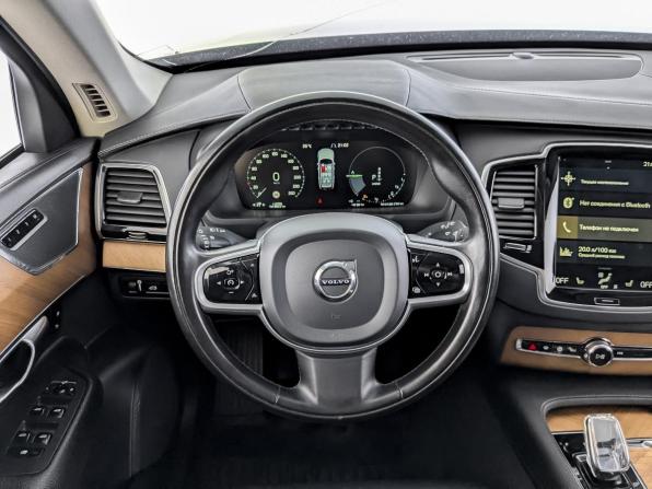Volvo XC90 II Рестайлинг 1 с пробегом 2021 года, цена 4 900 000 рублей, 113743 км, внедорожник, Автокод Объявления