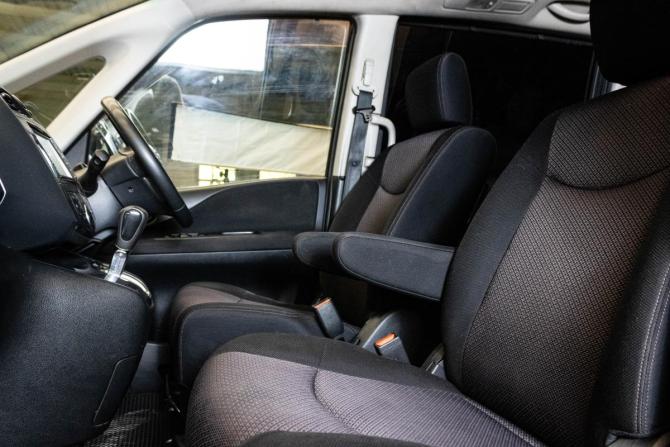 Nissan Serena IV (C26) с пробегом 2011 года, цена 1 418 000 рублей, 109669 км, минивэн, Автокод Объявления