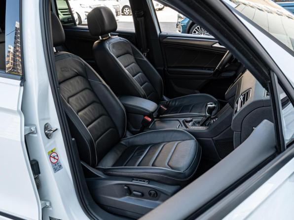 Volkswagen Tiguan II Рестайлинг с пробегом 2021 года, цена 3 590 000 рублей, 113757 км, внедорожник, Автокод Объявления