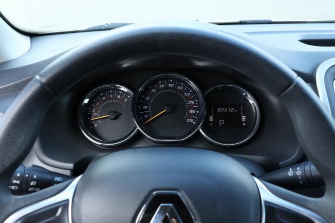 Renault Logan II Рестайлинг с пробегом 2022 года, цена 1 250 000 рублей, 83349 км, седан, Автокод Объявления