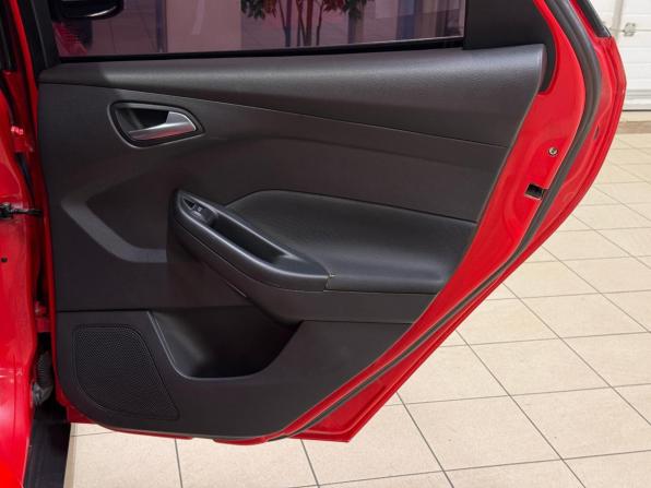 Ford Focus III с пробегом 2013 года, цена 798 000 рублей, 147000 км, хэтчбек, Автокод Объявления