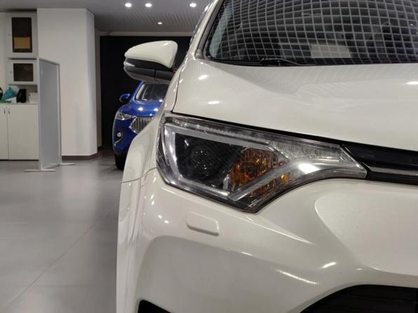 Toyota RAV4 IV (XA40) Рестайлинг с пробегом 2017 года, цена 2 153 000 рублей, 197406 км, внедорожник, Автокод Объявления