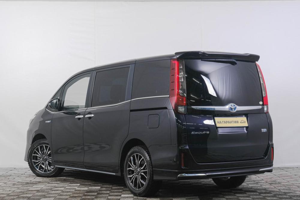 Toyota Esquire I Кемерово  - изображение 5