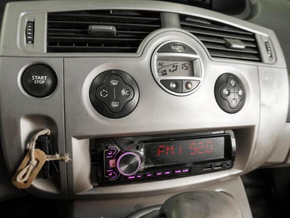 Renault Scenic II с пробегом 2005 года, цена 459 000 рублей, 332473 км, компактвэн, Автокод Объявления