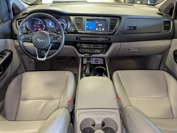 Kia Carnival III с пробегом 2019 года, цена 2 799 500 рублей, 137000 км, минивэн, Автокод Объявления