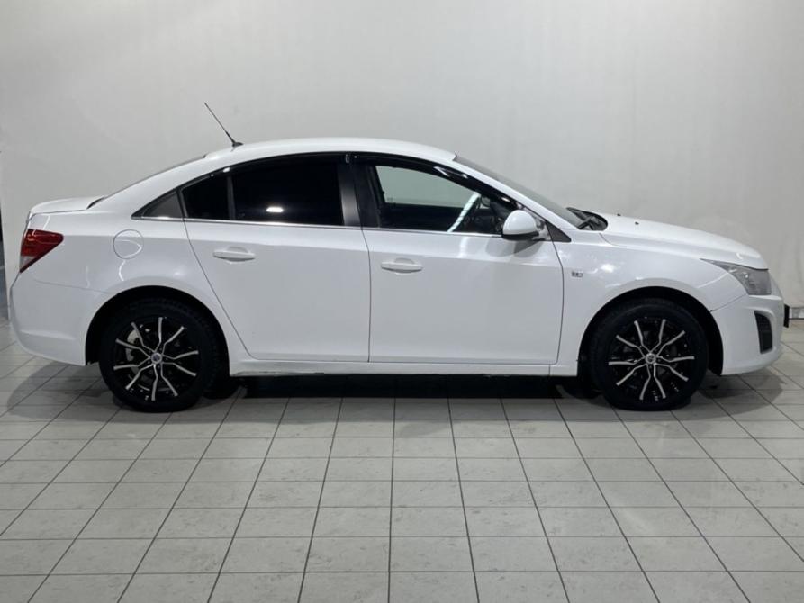 Chevrolet Cruze I Рестайлинг Курск  - изображение 4