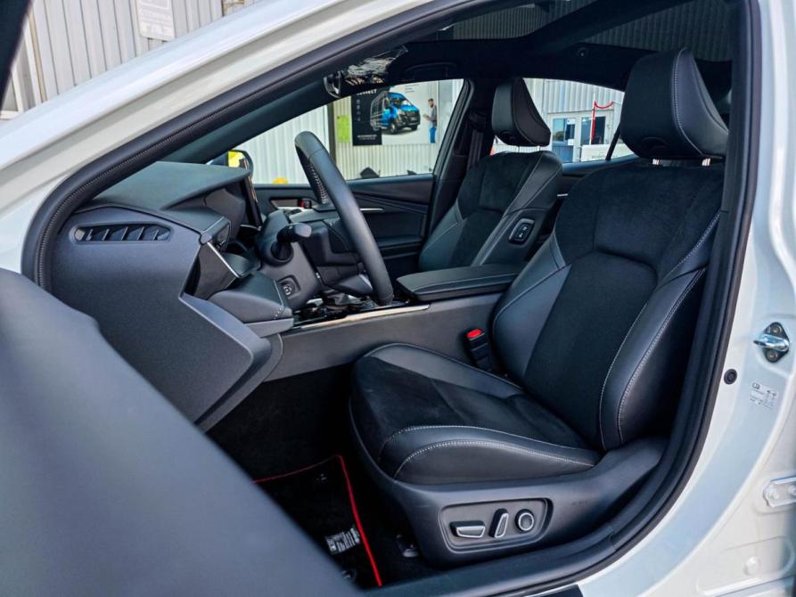 Toyota Camry IX (XV80) China Market Крым  - изображение 13