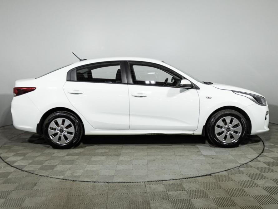 Kia Rio IV Санкт-Петербург  - изображение 4