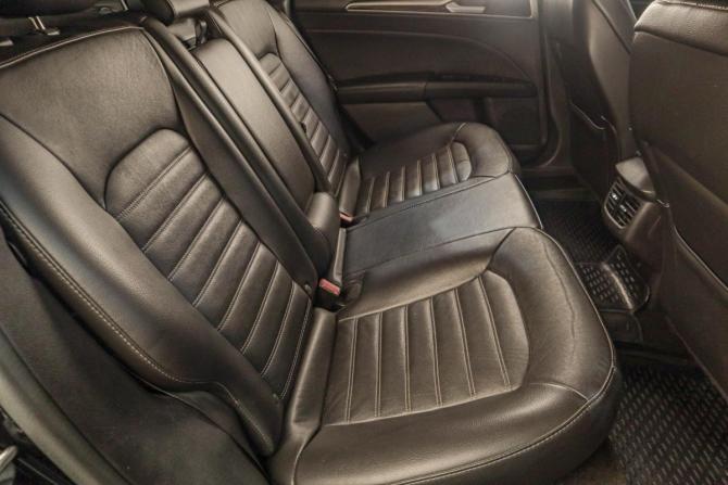 Ford Fusion (North America) II с пробегом 2016 года, цена 1 529 000 рублей, 240820 км, седан, Автокод Объявления