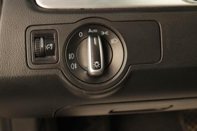 Volkswagen Passat B7 с пробегом 2011 года, цена 1 049 000 рублей, 215571 км, седан, Автокод Объявления