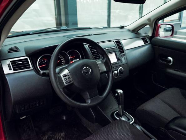 Nissan Tiida I Рестайлинг с пробегом 2012 года, цена 859 000 рублей, 85201 км, хэтчбек, Автокод Объявления