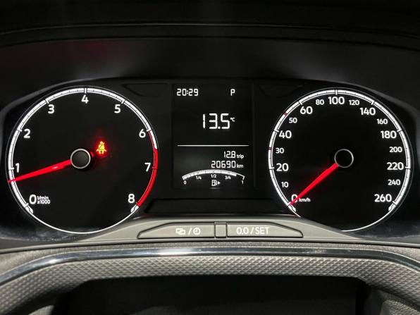 Volkswagen Polo VI с пробегом 2021 года, цена 1 860 000 рублей, 20600 км, лифтбек, Автокод Объявления
