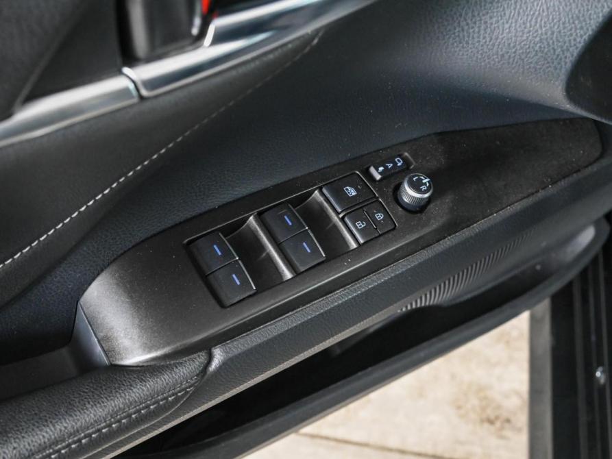 Toyota Camry VIII (XV70) Рестайлинг Екатеринбург  - изображение 17