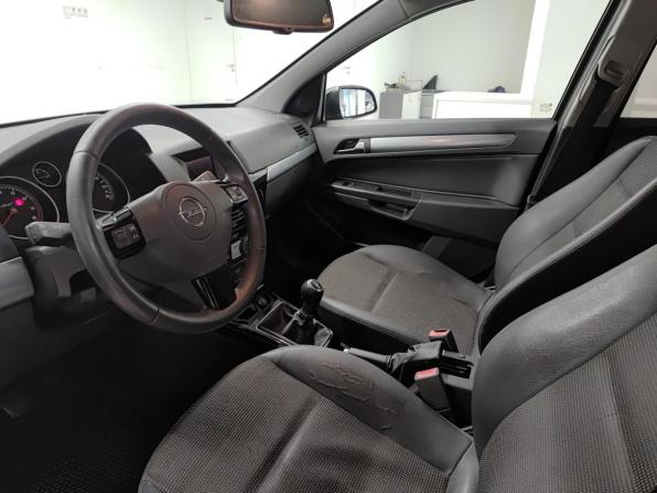 Opel Astra H Рестайлинг с пробегом 2008 года, цена 440 000 рублей, 234445 км, седан, Автокод Объявления