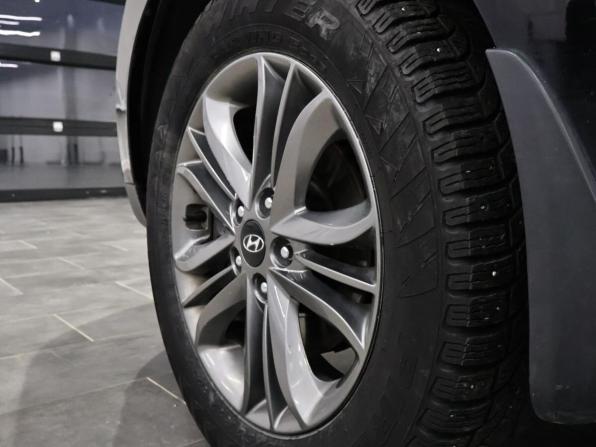 Hyundai ix35 I Рестайлинг с пробегом 2015 года, цена 1 130 000 рублей, 211000 км, внедорожник, Автокод Объявления