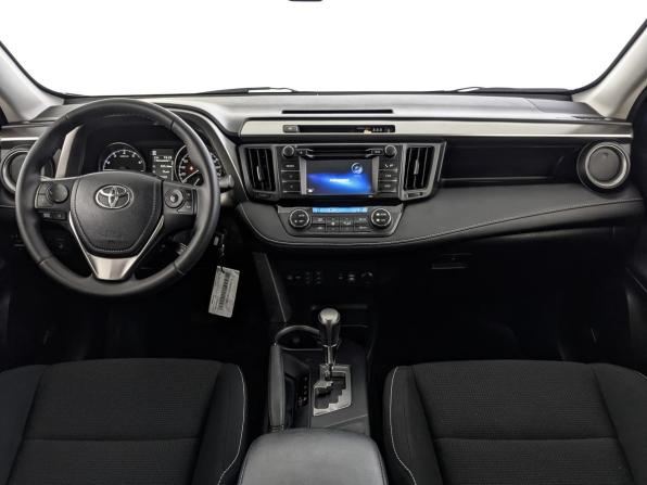 Toyota RAV4 IV (XA40) Рестайлинг с пробегом 2015 года, цена 2 230 000 рублей, 100105 км, внедорожник, Автокод Объявления