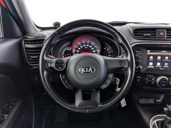 Kia Soul II Рестайлинг с пробегом 2017 года, цена 1 335 000 рублей, 149690 км, хэтчбек, Автокод Объявления