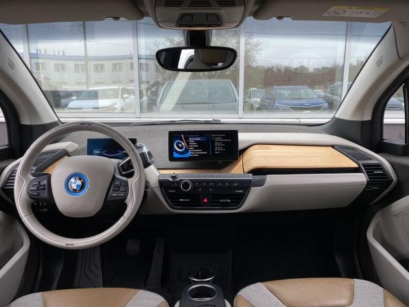 BMW i3 I (I01) с пробегом 2017 года, цена 1 599 000 рублей, 77282 км, хэтчбек, Автокод Объявления