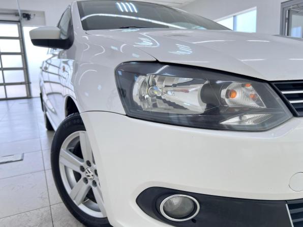 Volkswagen Polo V с пробегом 2012 года, цена 730 000 рублей, 248300 км, седан, Автокод Объявления