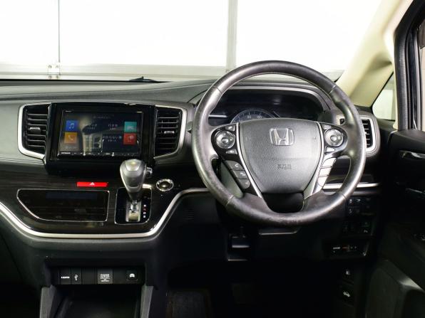 Honda Odyssey V Рестайлинг с пробегом 2019 года, цена 2 799 995 рублей, 98820 км, минивэн, Автокод Объявления