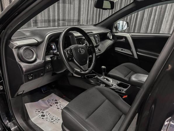 Toyota RAV4 IV (XA40) Рестайлинг с пробегом 2019 года, цена 2 500 000 рублей, 150000 км, внедорожник, Автокод Объявления