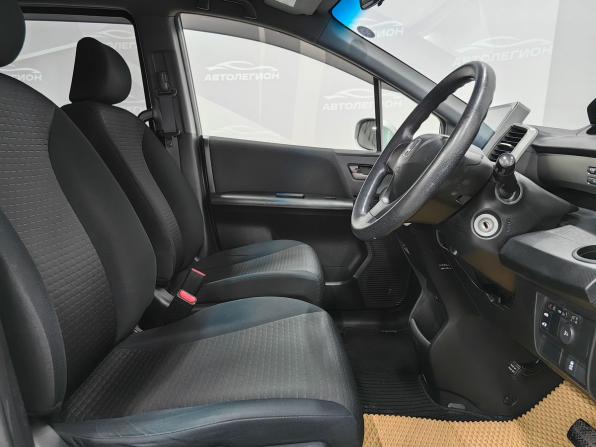 Honda Freed I с пробегом 2011 года, цена 1 299 000 рублей, 118000 км, компактвэн, Автокод Объявления