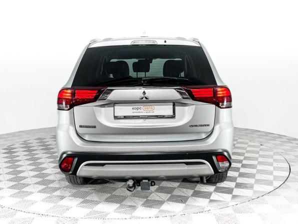 Mitsubishi Outlander III Рестайлинг 3 с пробегом 2019 года, цена 2 091 000 рублей, 127000 км, внедорожник, Автокод Объявления