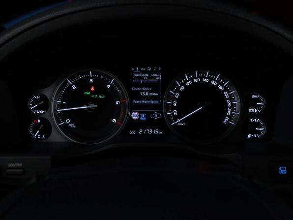 Toyota Land Cruiser 200 Series Рестайлинг 2 с пробегом 2017 года, цена 4 900 999 рублей, 217315 км, внедорожник, Автокод Объявления