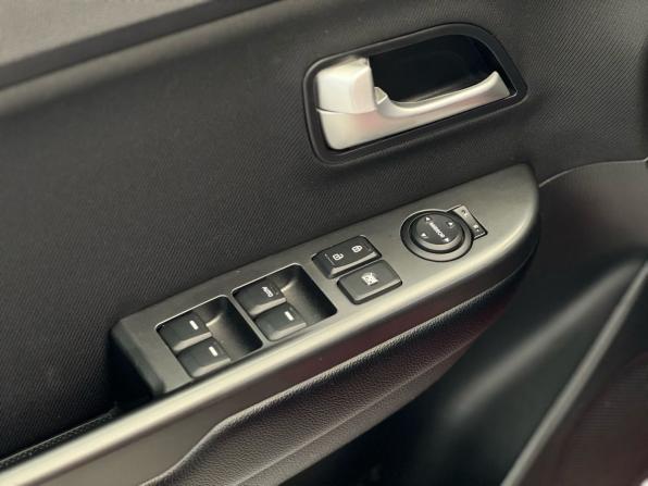 Kia Rio III Рестайлинг с пробегом 2015 года, цена 949 000 рублей, 159229 км, седан, Автокод Объявления