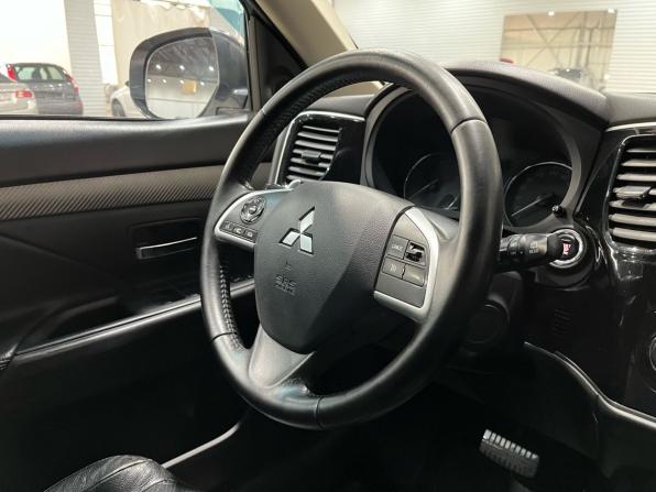 Mitsubishi Outlander III с пробегом 2014 года, цена 1 199 000 рублей, 183396 км, внедорожник, Автокод Объявления