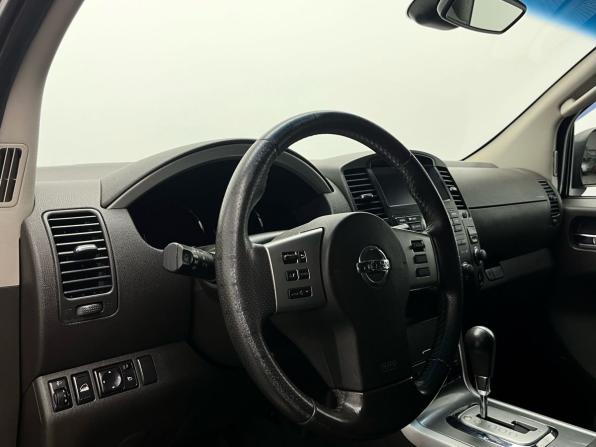 Nissan Pathfinder III Рестайлинг с пробегом 2013 года, цена 1 629 000 рублей, 213000 км, внедорожник, Автокод Объявления