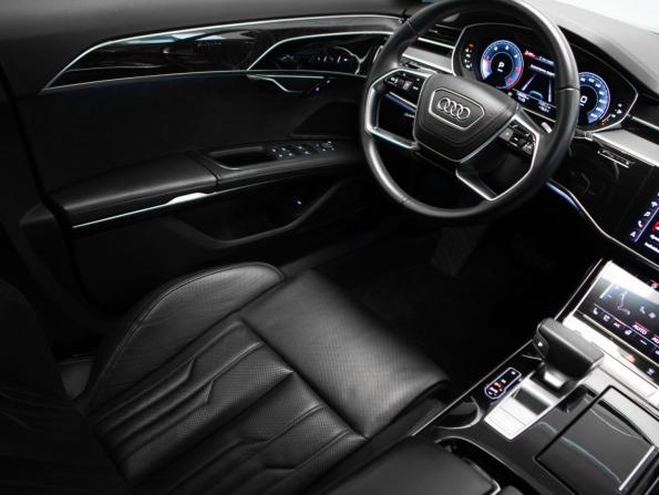 Audi A8 IV (D5) с пробегом 2018 года, цена 4 750 000 рублей, 128204 км, седан, Автокод Объявления