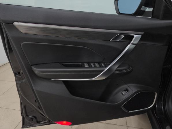 Geely Atlas Pro с пробегом 2024 года, цена 2 250 000 рублей, 49064 км, внедорожник, Автокод Объявления