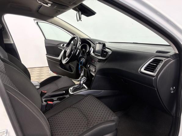 Kia Ceed III с пробегом 2019 года, цена 1 780 000 рублей, 96884 км, хэтчбек, Автокод Объявления