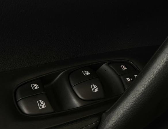 Nissan Qashqai II Рестайлинг с пробегом 2022 года, цена 2 275 000 рублей, 127232 км, внедорожник, Автокод Объявления