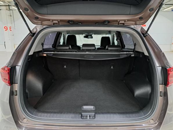 Kia Sportage IV Рестайлинг с пробегом 2019 года, цена 2 120 000 рублей, 106059 км, внедорожник, Автокод Объявления