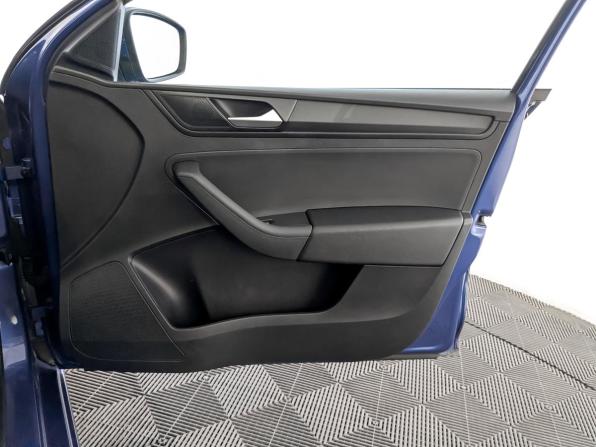 Volkswagen Polo VI с пробегом 2020 года, цена 1 290 000 рублей, 167534 км, лифтбек, Автокод Объявления