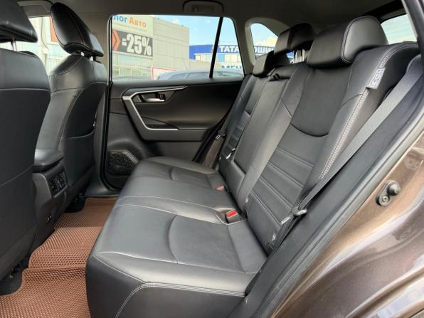 Toyota RAV4 V (XA50) с пробегом 2021 года, цена 3 330 000 рублей, 102000 км, внедорожник, Автокод Объявления