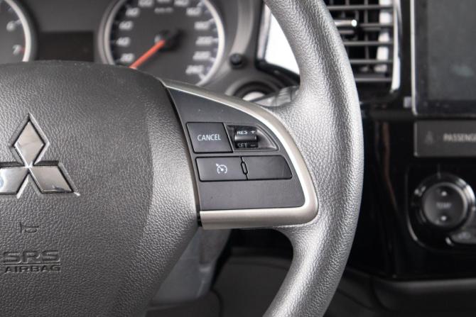 Mitsubishi Outlander III Рестайлинг 3 с пробегом 2022 года, цена 2 799 000 рублей, 32723 км, внедорожник, Автокод Объявления